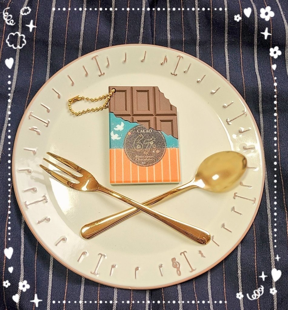 板チョコモチーフキーホルダー🍫