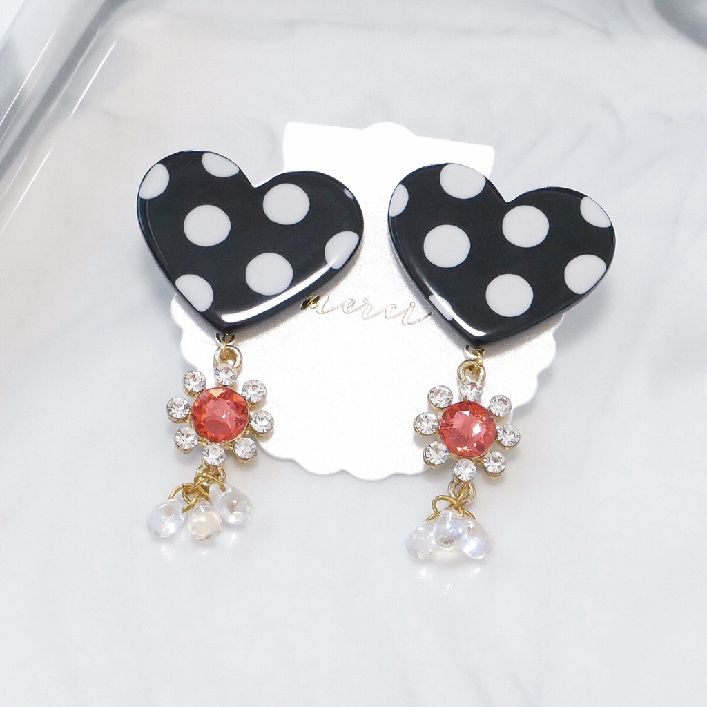 【販売終了】秋奈 ハンドメイド ドットハート ピアス イヤリング