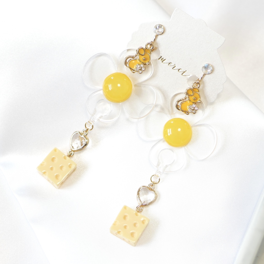 【販売終了】秋奈 ハンドメイド マウスのチーズを探す旅 イヤリング