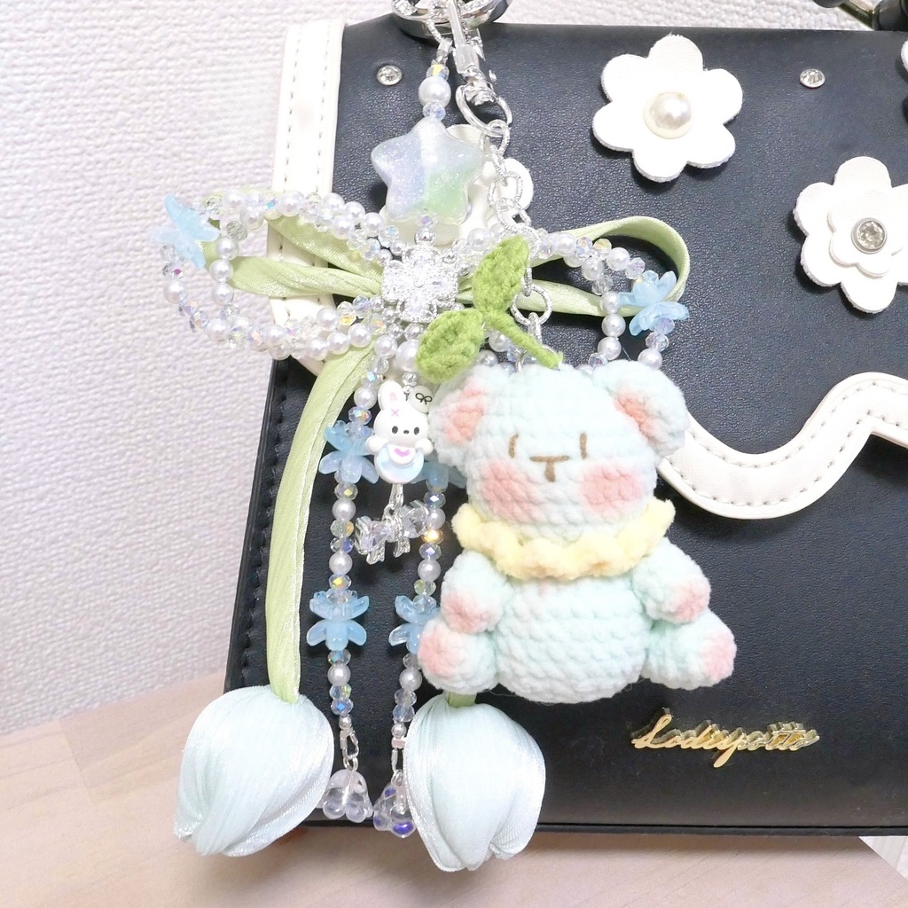 チューリップリボンストラップ🐰