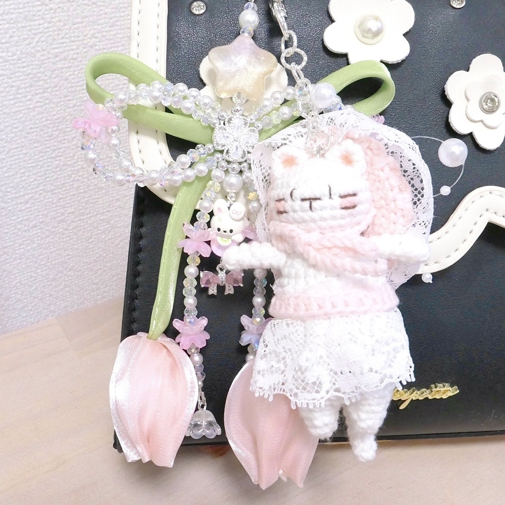 チューリップリボンストラップ🐰