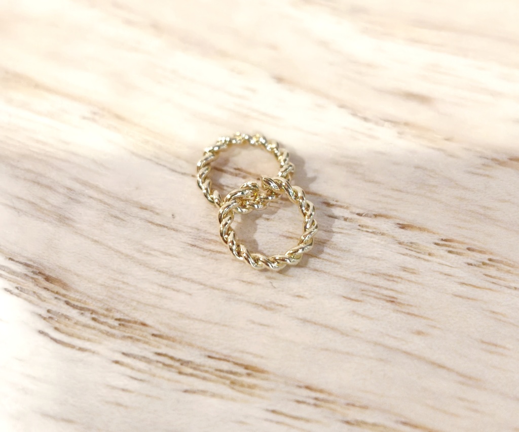 【受注】ベルベットリボンのイヤリング