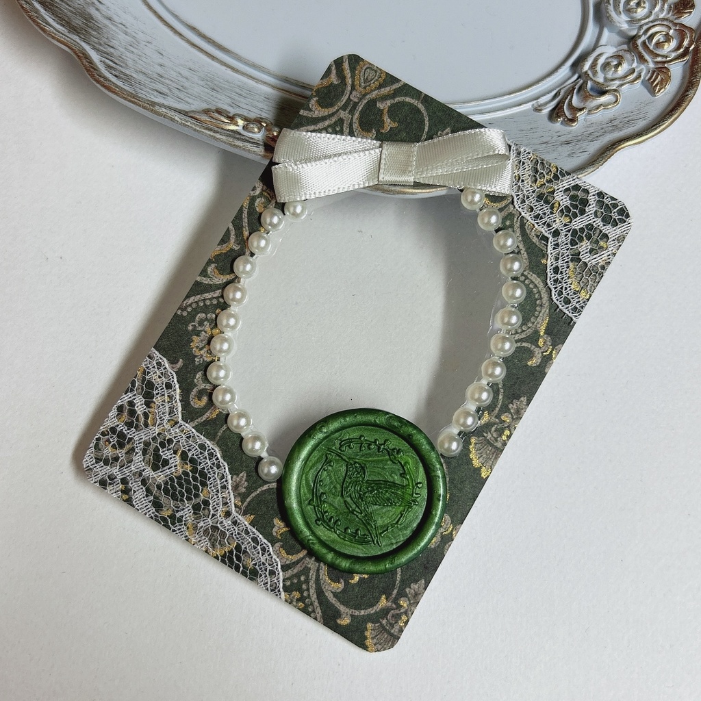 アンティークグリーン