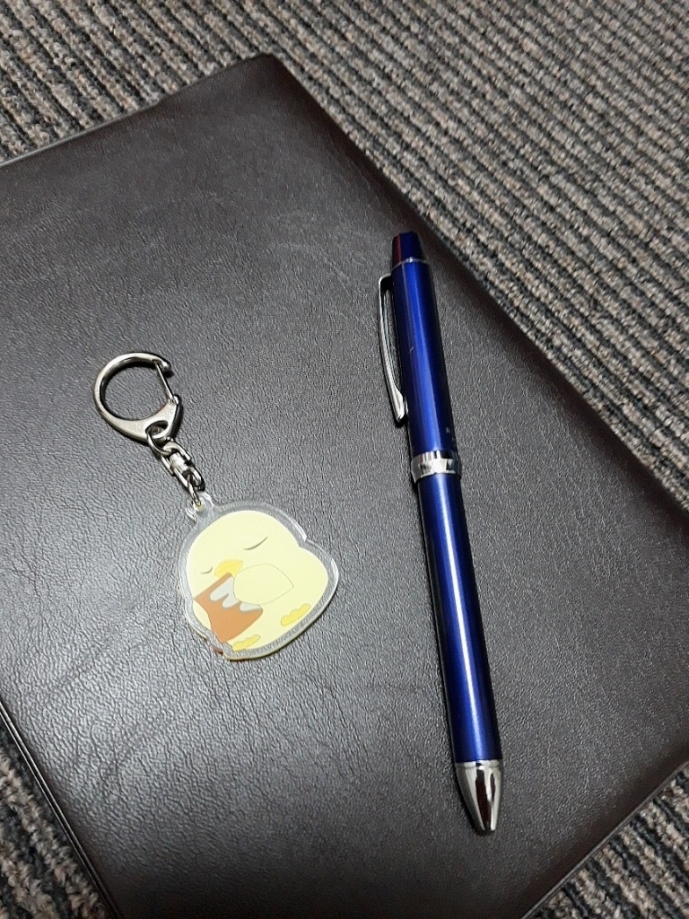 ひよこアクキー(小)