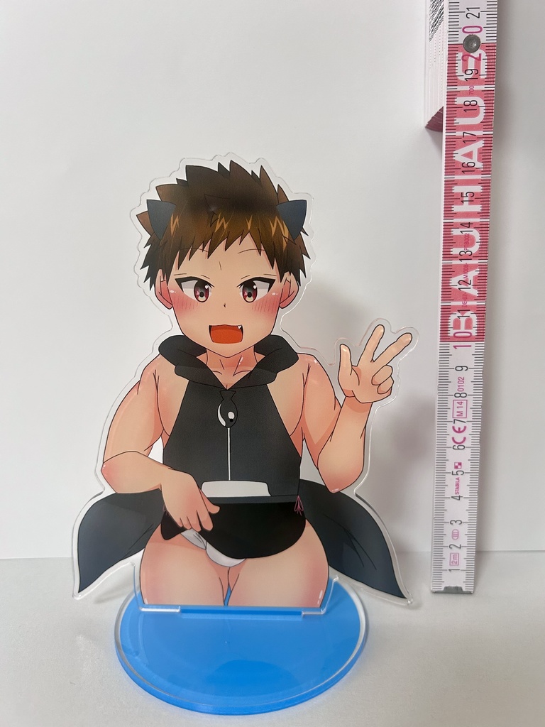 【活動3周年記念】シャチ衣装ししゃも。〈アクリルフィギュア〉