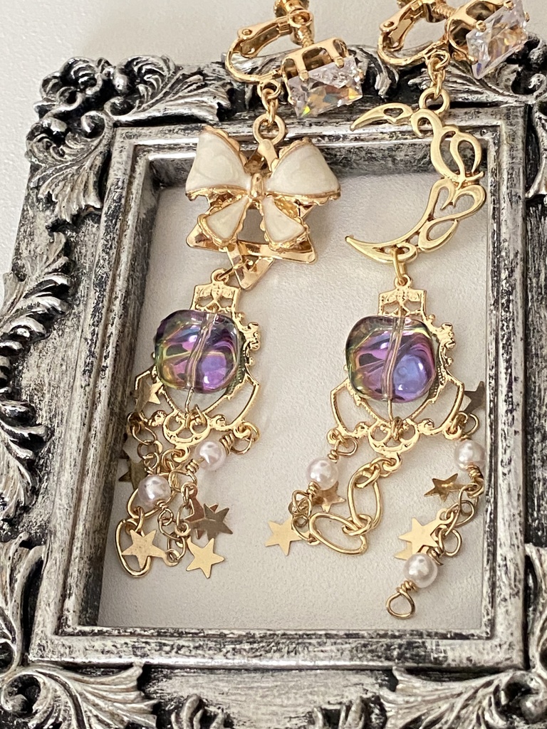 魔女のシャンデリアイヤリング