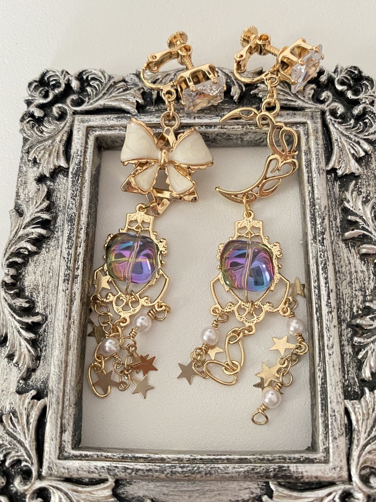 魔女のシャンデリアイヤリング