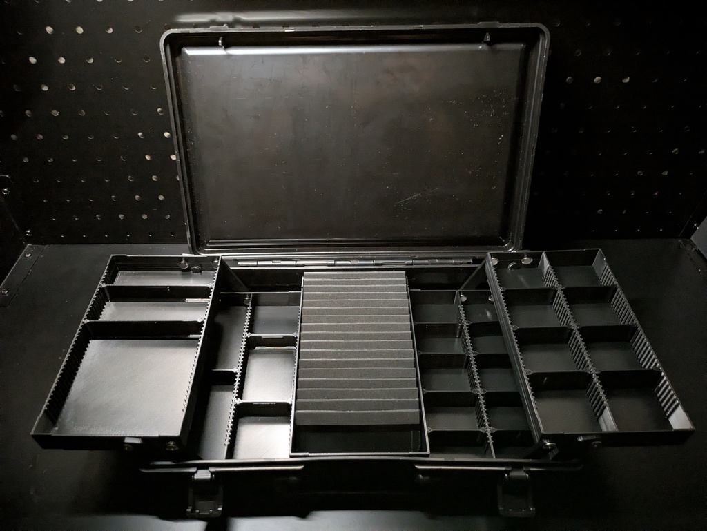 【アタッシュケース1500対応】ダブルウィングver