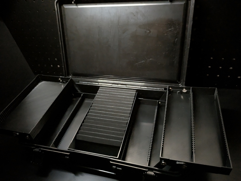 【アタッシュケース1500対応】ダブルウィングver