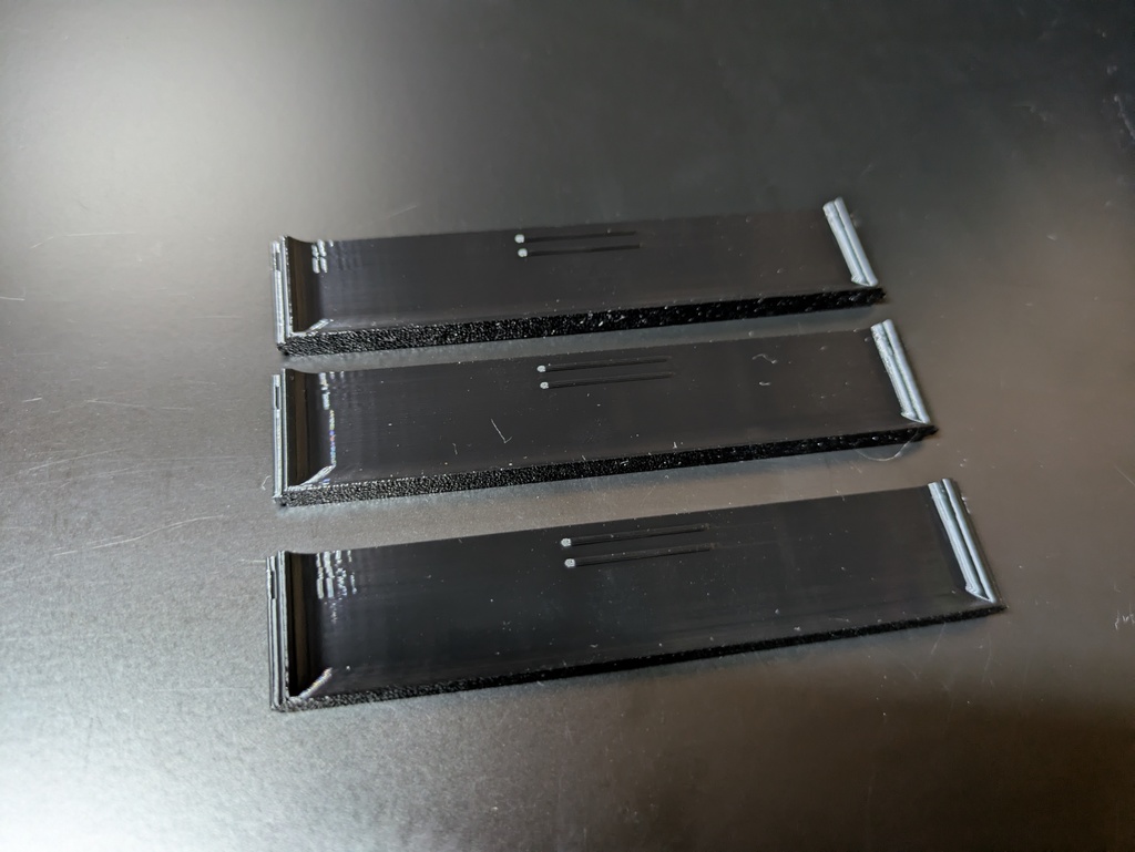 【オプションパーツ】【アタッシュケース1500対応】ダブルウィングver