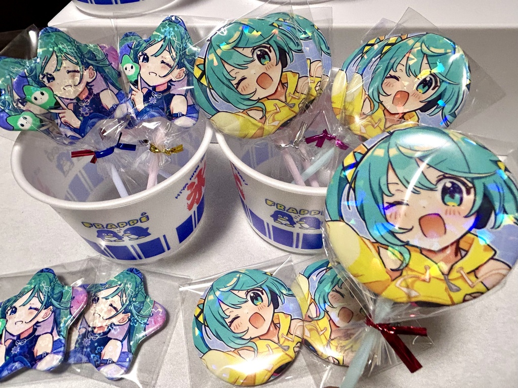 キラキラ缶バッジ