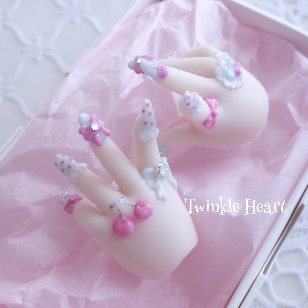 MDDネイルハンド ぴんくチェリー セミホワ