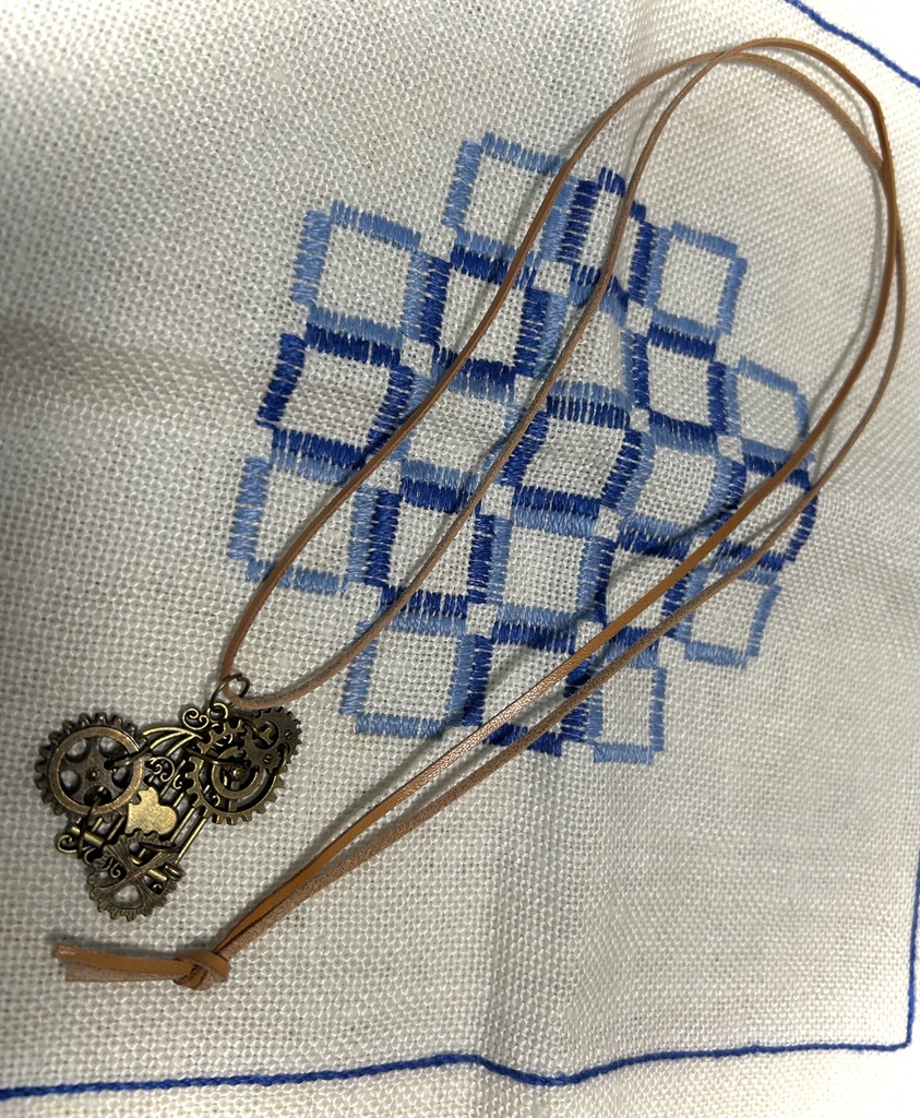 レザーネックレス -魔導兵の心核-