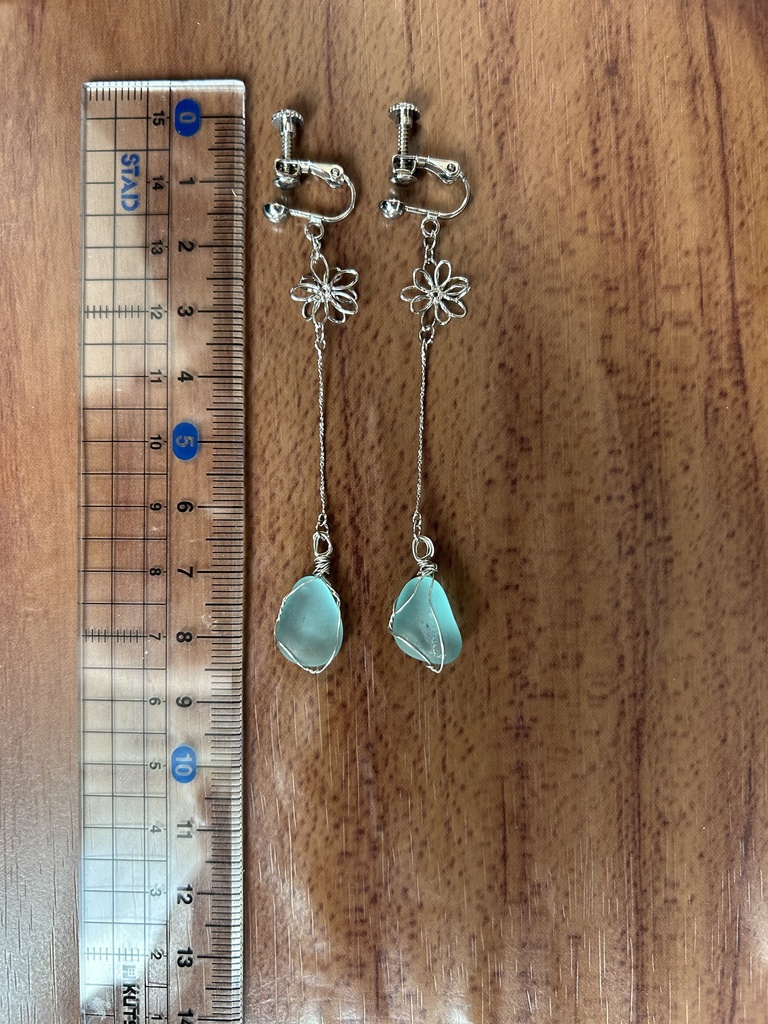 魔石のイヤリング ー波ノ花ー