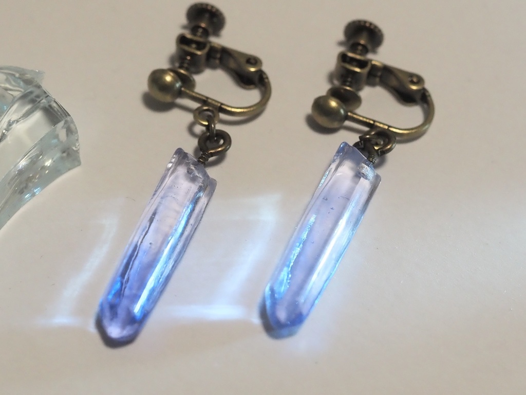 水晶のイヤリング