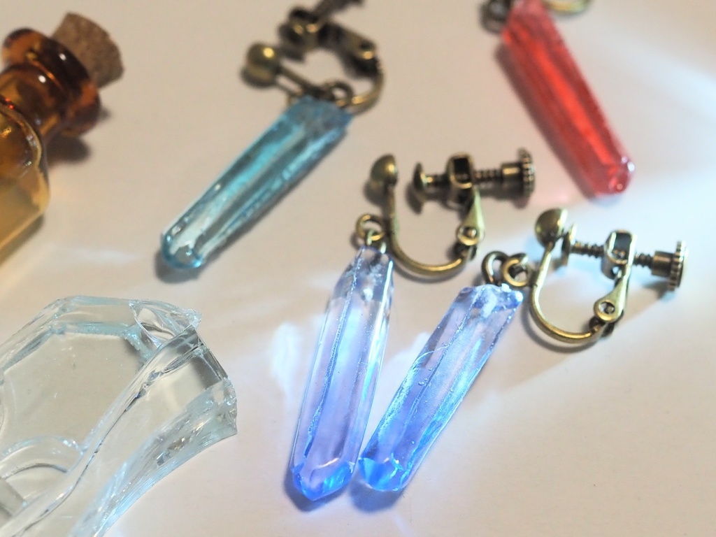 水晶のイヤリング　