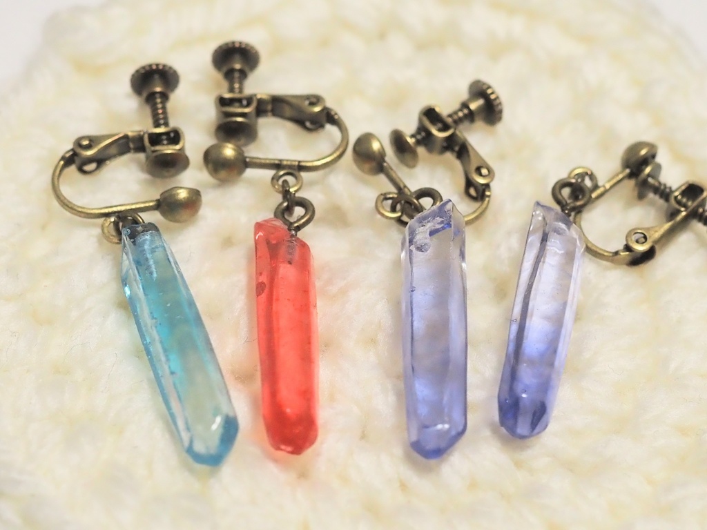 水晶のイヤリング