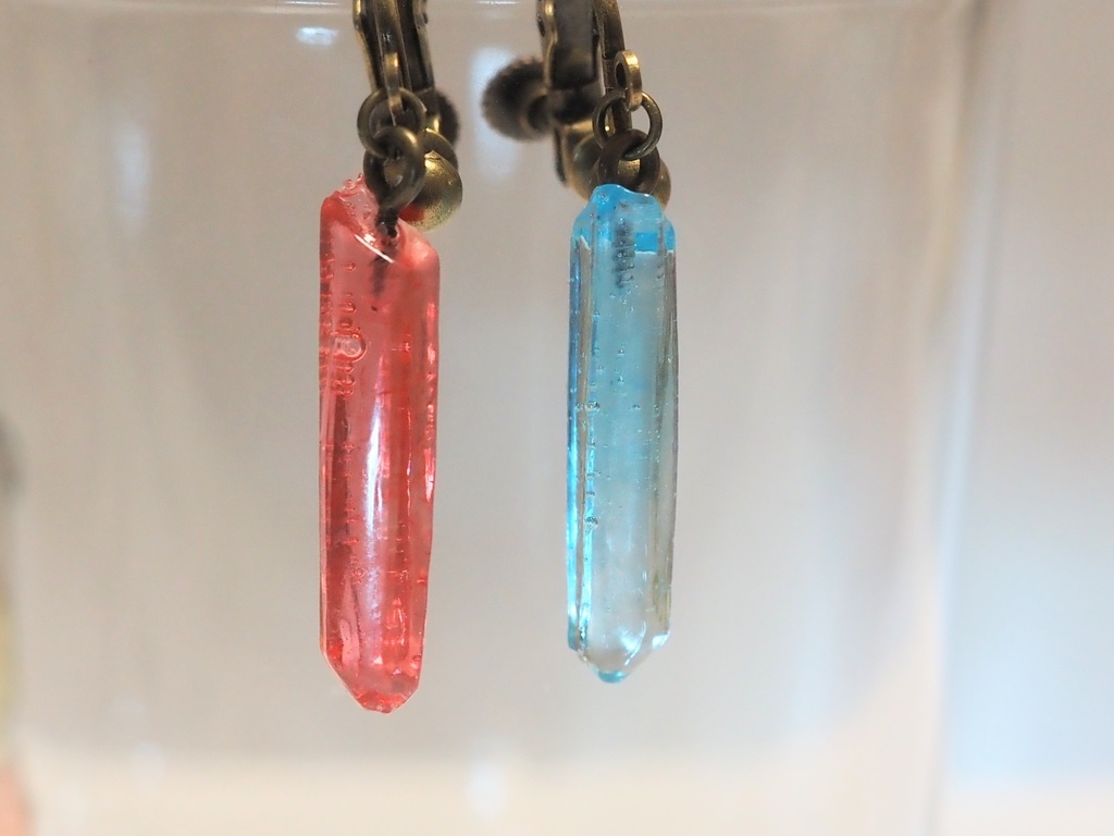 水晶のイヤリング