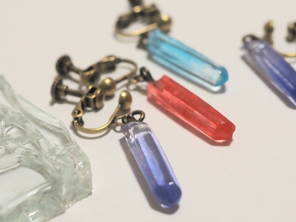 水晶のイヤリング
