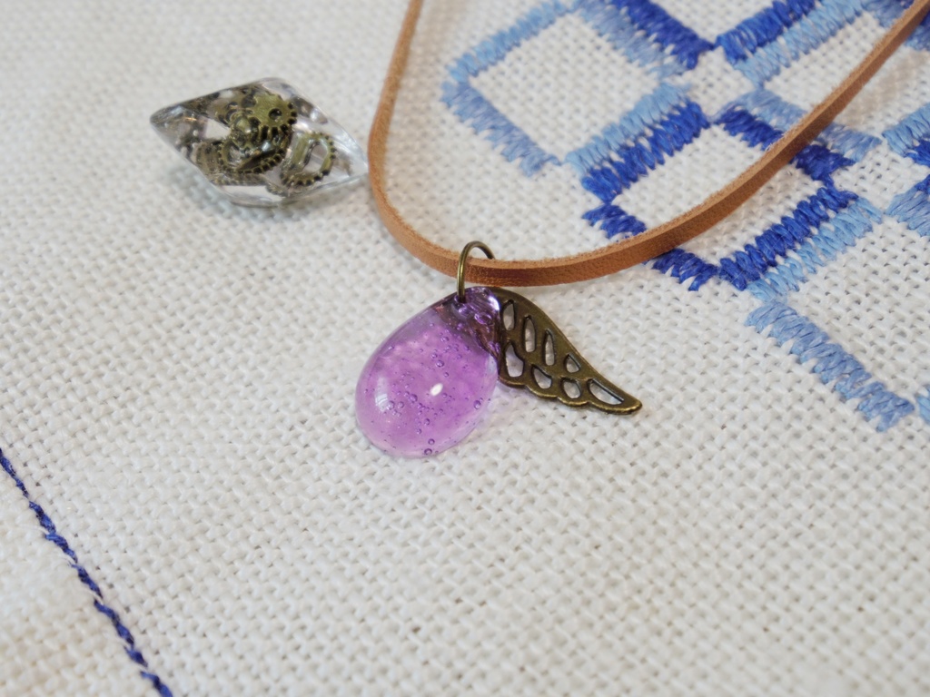 バディ用レザーアクセサリー -紫電の翼-