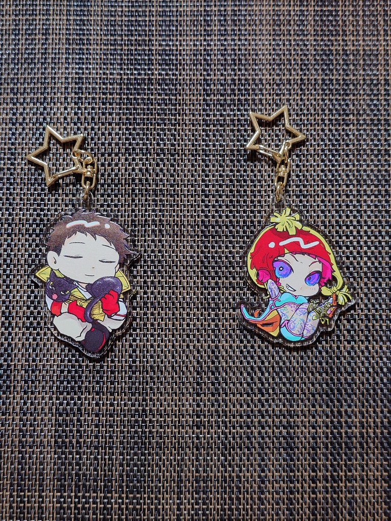 乗員リバーシブルアクリルキーホルダー(シピ、コメット)