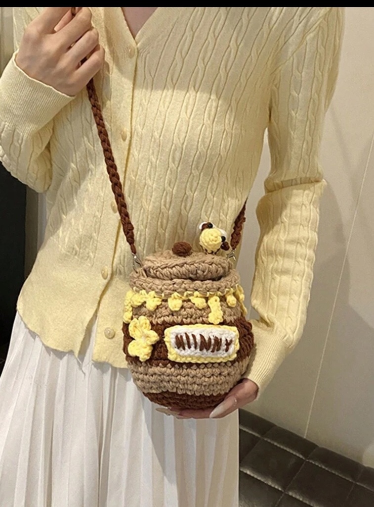 【一点物】はちみつポットのニットバッグ かぎ編み みつばちチャーム ショルダー