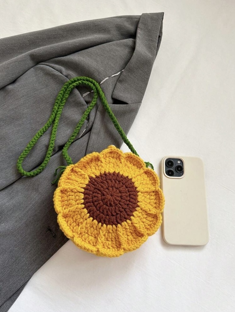 🌻ハンドメイド ひまわりバッグ クロスボディ 夏コーデ 【一点物】向日葵のニットバッグ 手編み