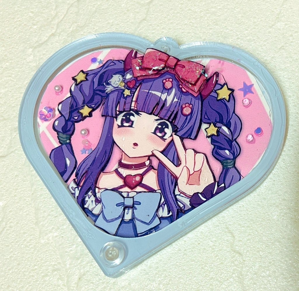 ポップデビル梨花のミニシャドーボックスキーホルダー