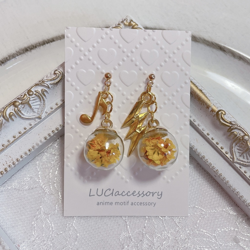 【シンフォギア】シンプルガラスドームピアス