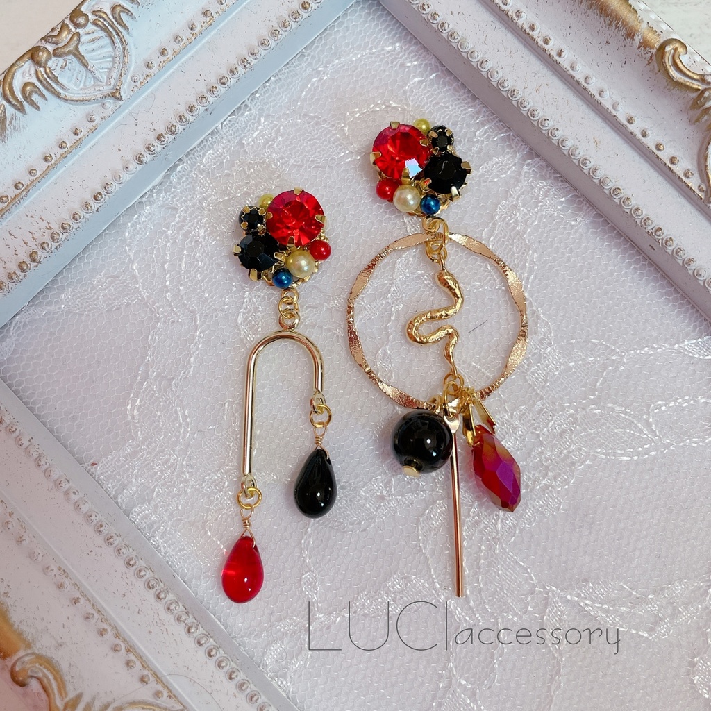 【ツイステ】スカラビア寮モチーフピアス