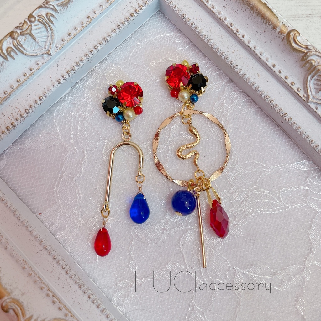 【ツイステ】スカラビア寮モチーフピアス