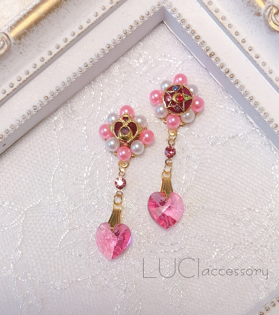 【セーラームーン】スワロフスキーピアス