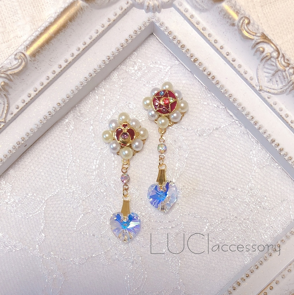 【セーラームーン】スワロフスキーピアス