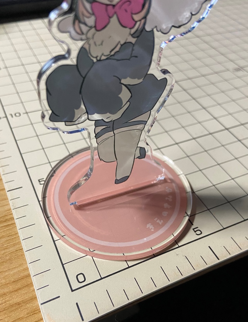 おおきいはとずきんアクリルフィギュア