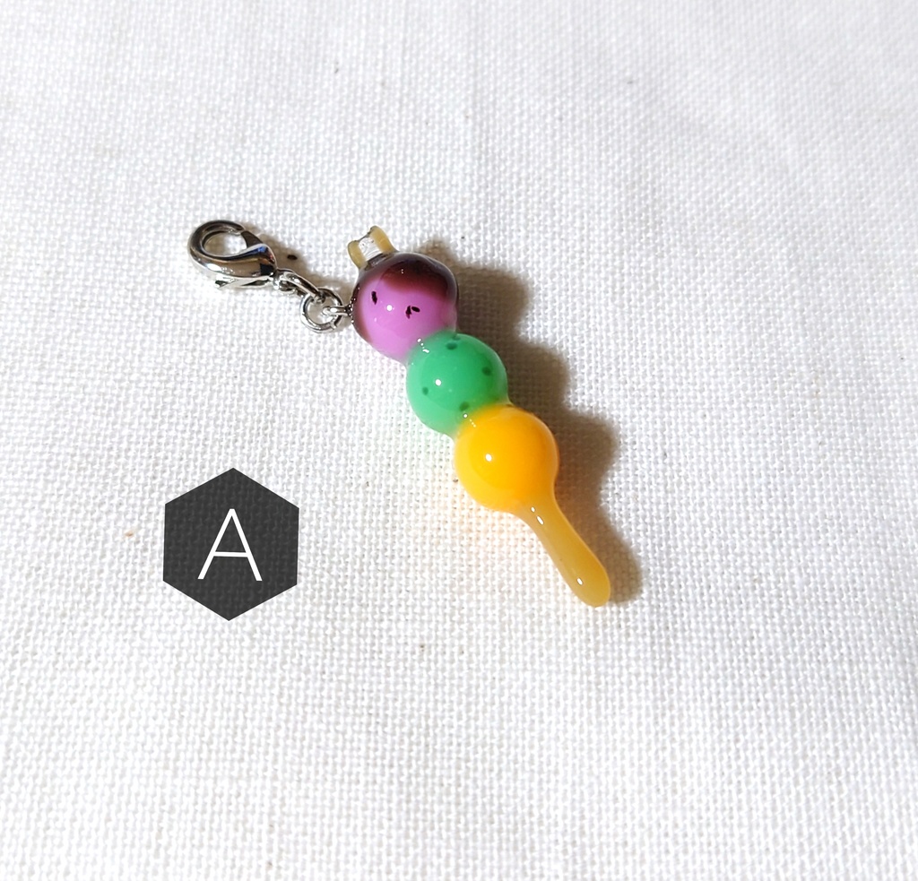 うさ団子 チャーム