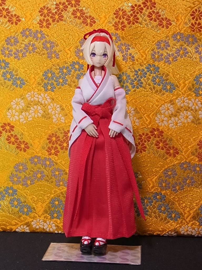 ◆ 巫女服(普通の袴) ◆白巫女・黒巫女◆1/12サイズ布服◆