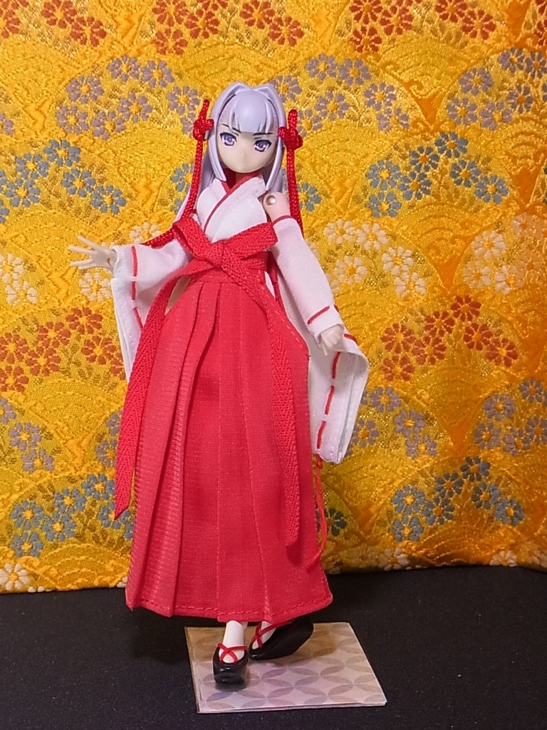 ◆ 巫女服(普通の袴) ◆白巫女・黒巫女◆1/12サイズ布服◆