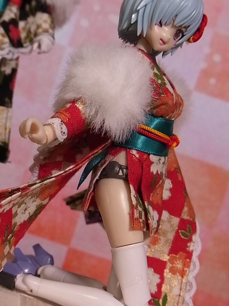 花魁風ミニ丈振り袖🌸変わり市松金彩桜🌸1/12サイズ ドール服 布服