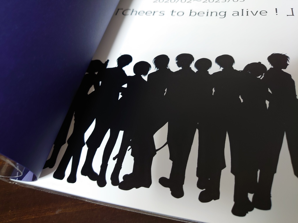 「Cheers to being alive!」/このちい絵まとめ本