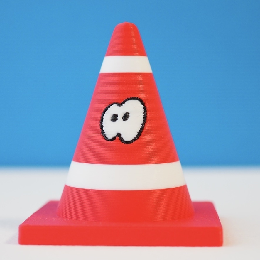 三角コーンくん