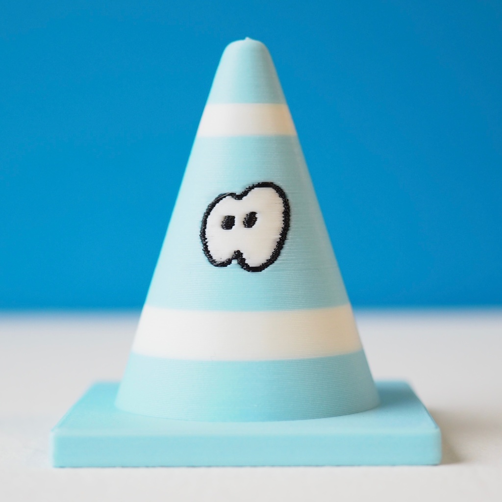 三角コーンくん