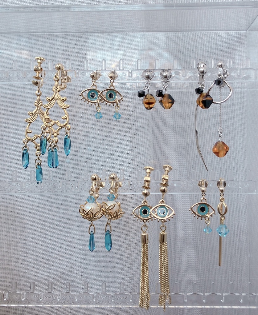 【呪術廻戦】五条悟 モチーフイヤリング/ピアス