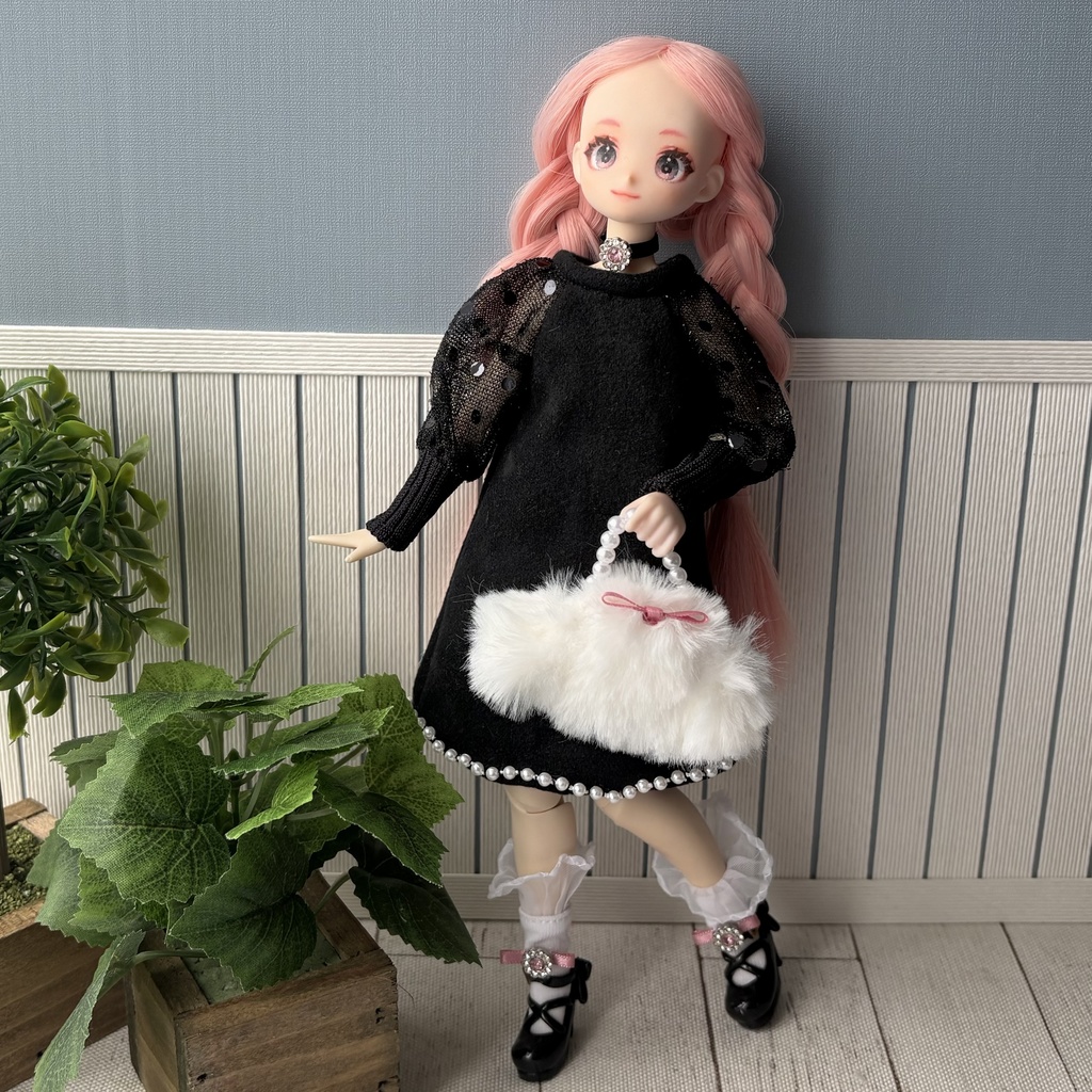プードルのおじょうさんワンピース　22cmサイズ　ドール服