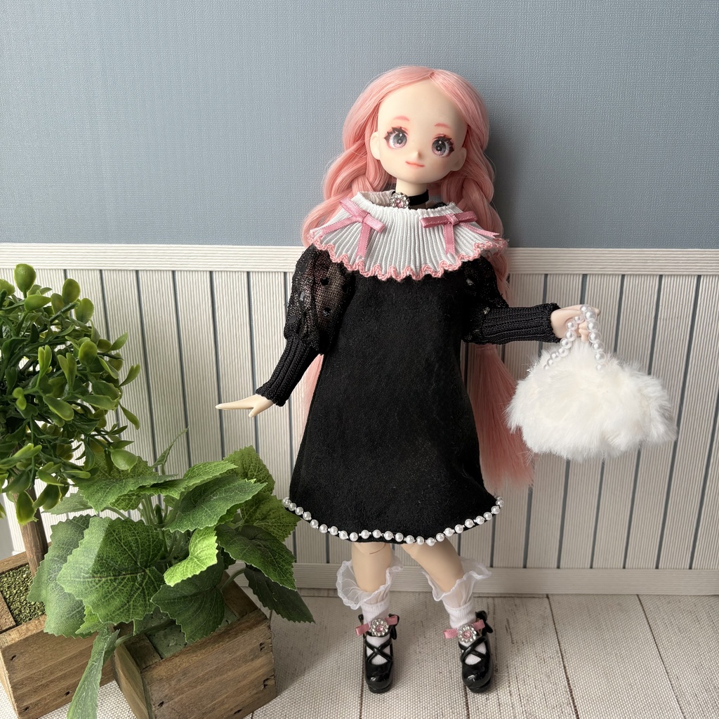 プードルのおじょうさんワンピース　22cmサイズ　ドール服