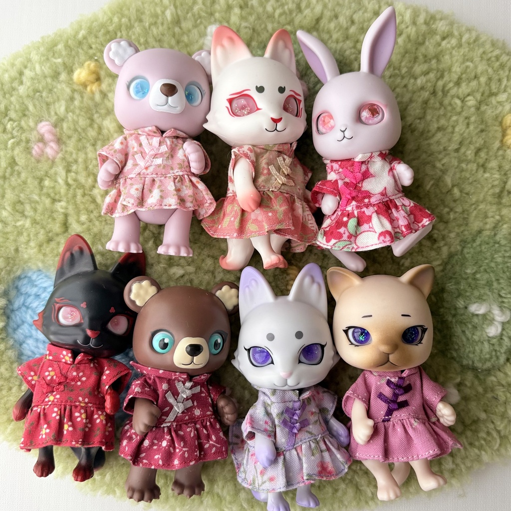 中華風ワンピース　カプセルドール、ハニーベアサイズ