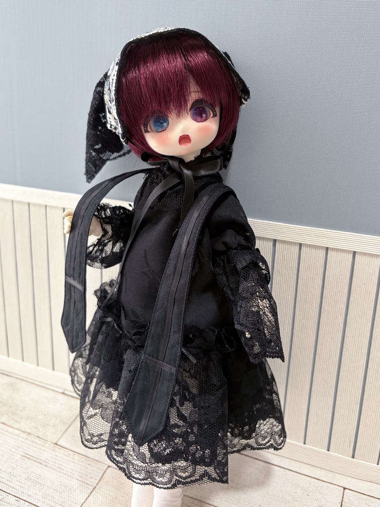 ゴシックワンピースセット　22cmドール、tinyfox1/6サイズ