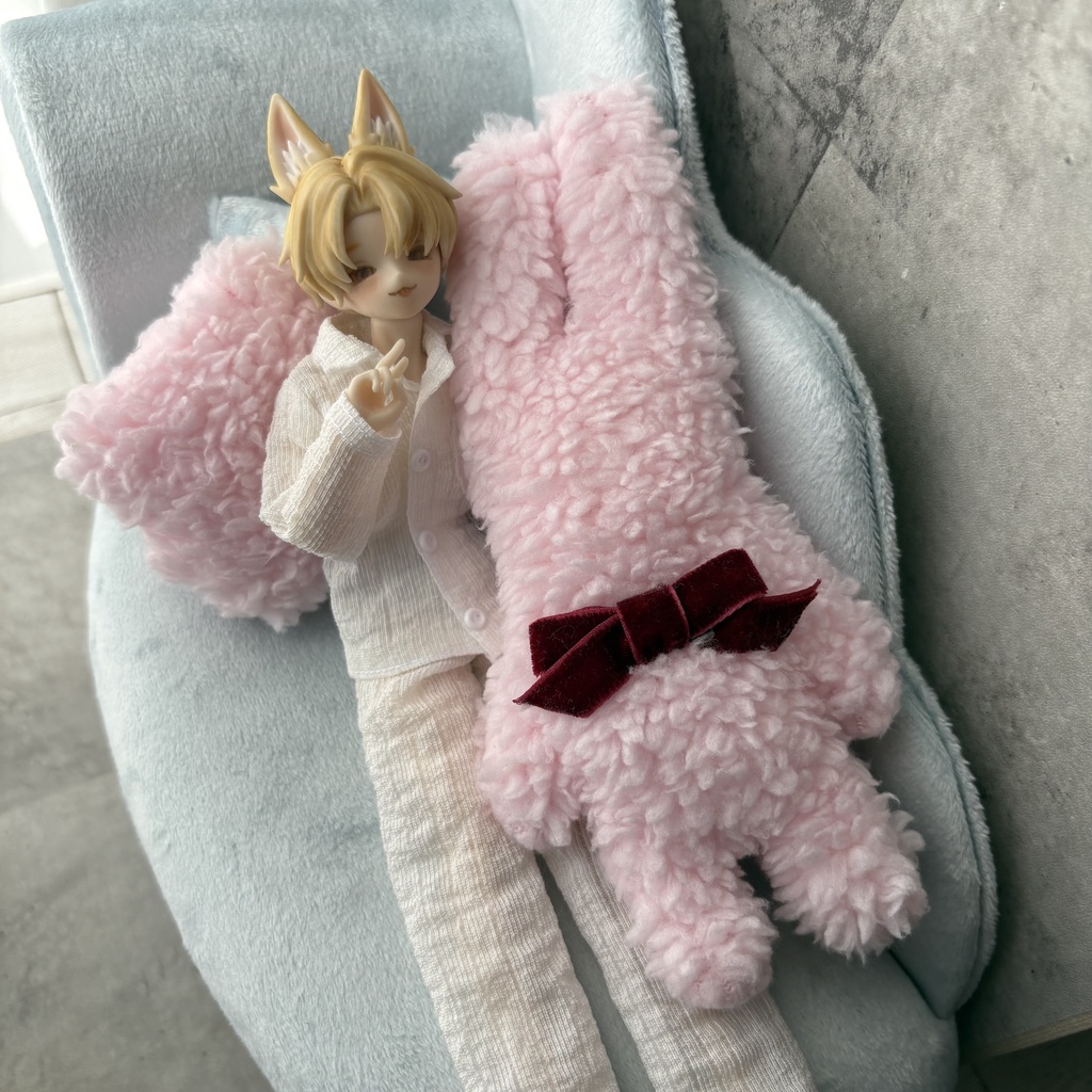 ドール用抱き枕　うさぎ枕