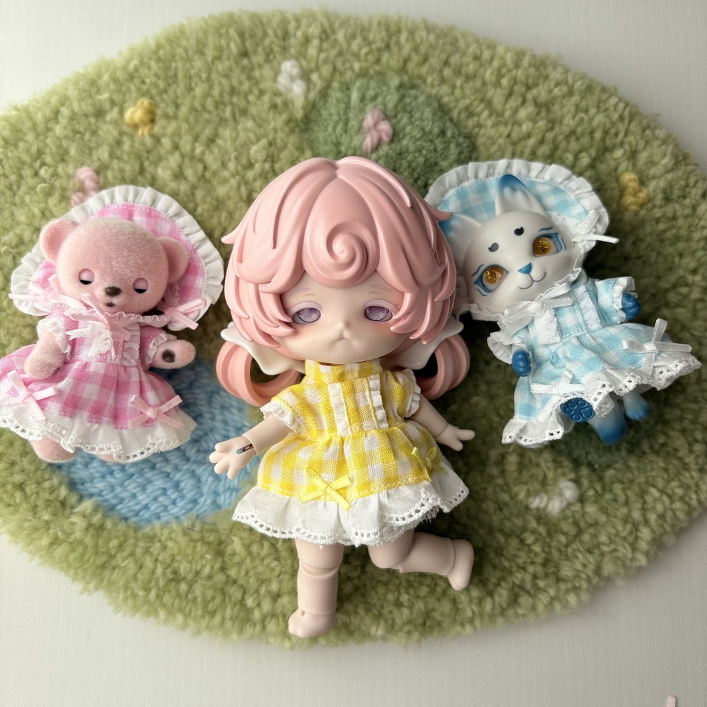 フリルたくさん豪華ワンピース　カプセルドールサイズ