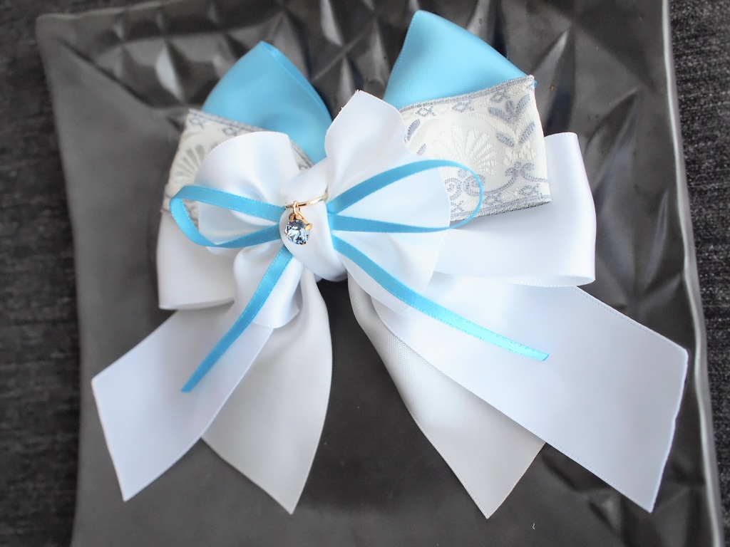 明石国行 堀川国広 大和守安定【夢見蝶の絹飾り】ペンラリボンorバッグチャームorヘアアクセ