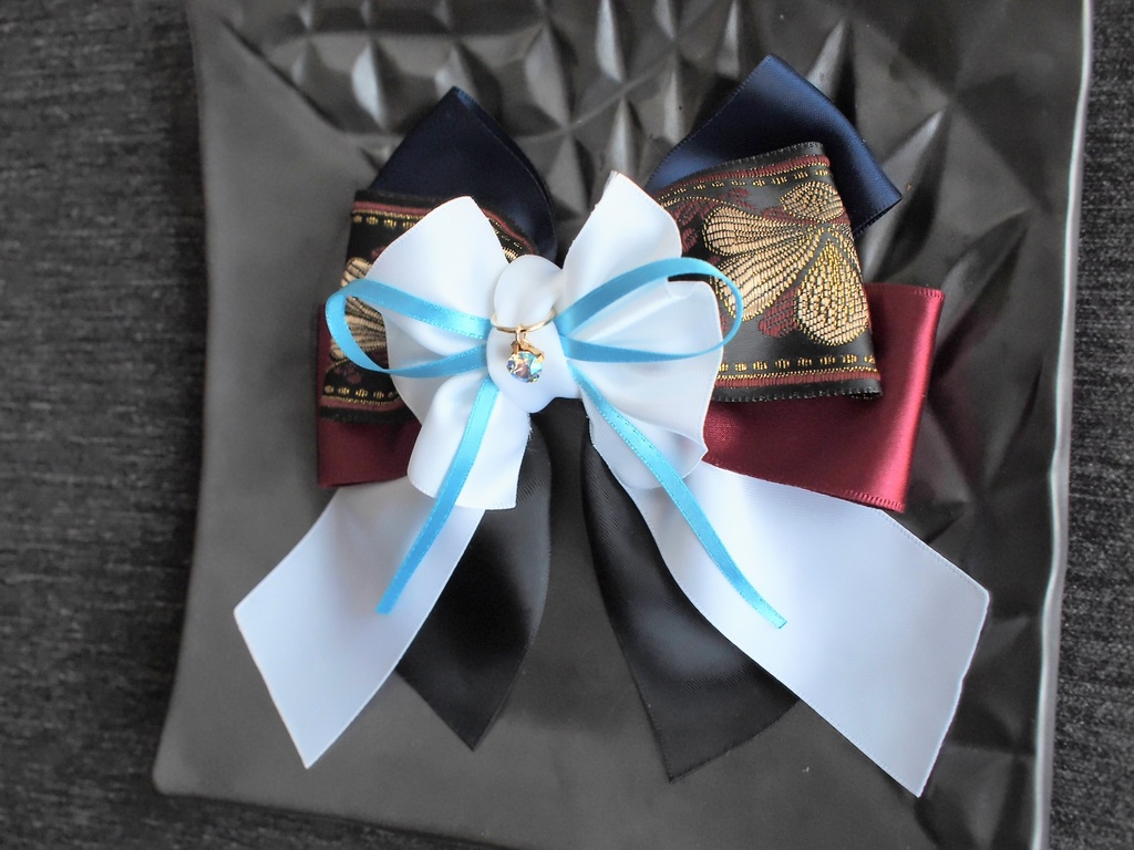 明石国行 堀川国広 大和守安定【夢見蝶の絹飾り】ペンラリボンorバッグチャームorヘアアクセ